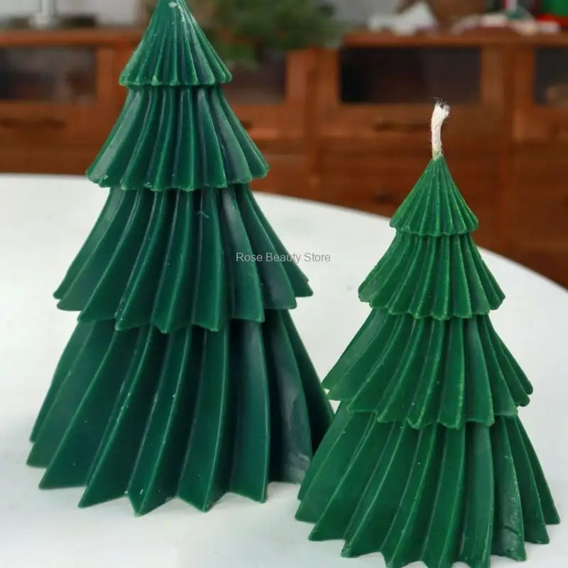 Christmas Tree Candle Mold – 3D Silicone DIY Candle Making Kit for Holiday Crafts